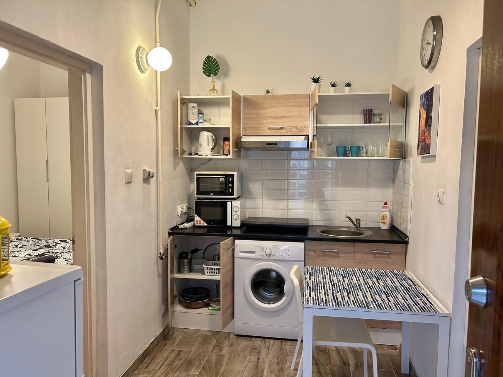 No. 11 Apartment With 2 Bathrooms Next To Railway Station Budapesta Exterior foto