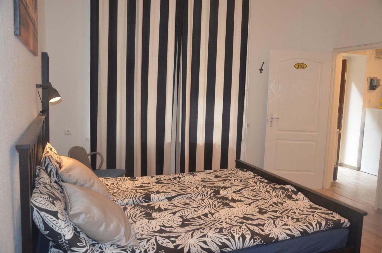No. 11 Apartment With 2 Bathrooms Next To Railway Station Budapesta Exterior foto